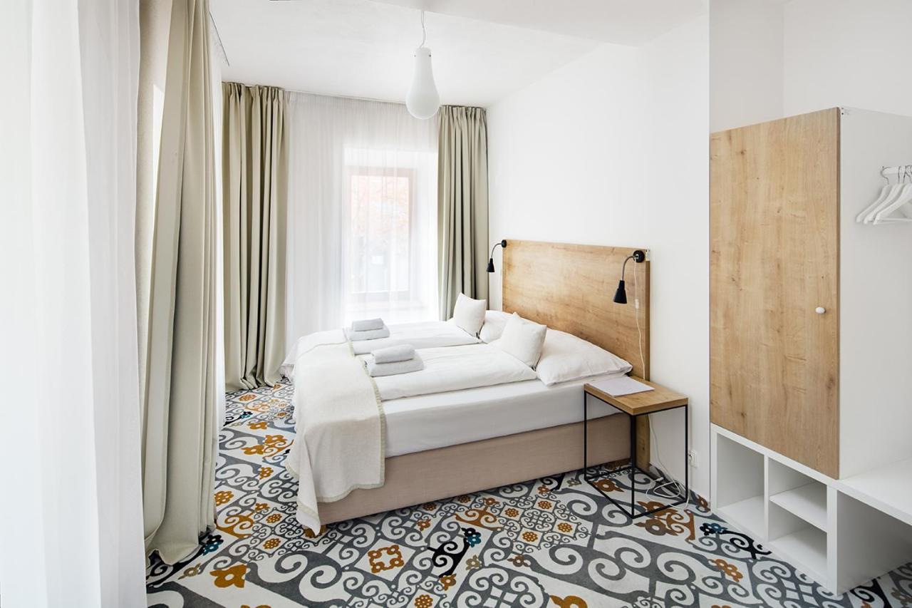 Cett Hotell Náměšť nad Oslavou Exteriör bild