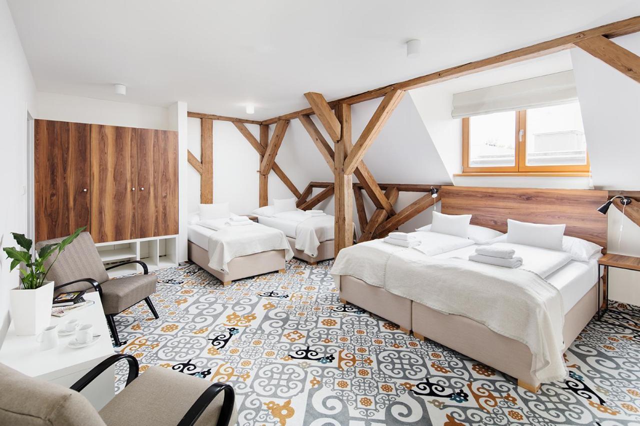 Cett Hotell Náměšť nad Oslavou Exteriör bild
