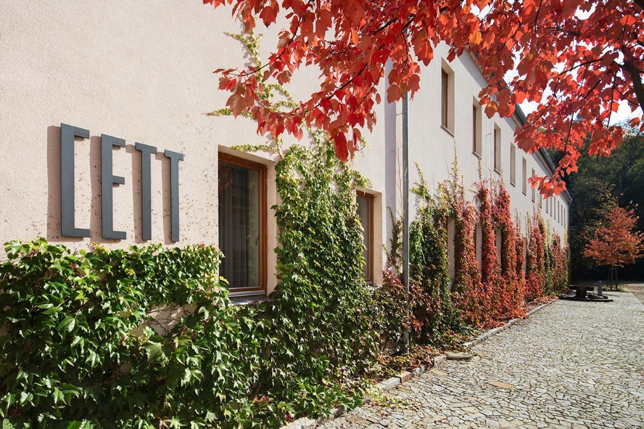 Cett Hotell Náměšť nad Oslavou Exteriör bild